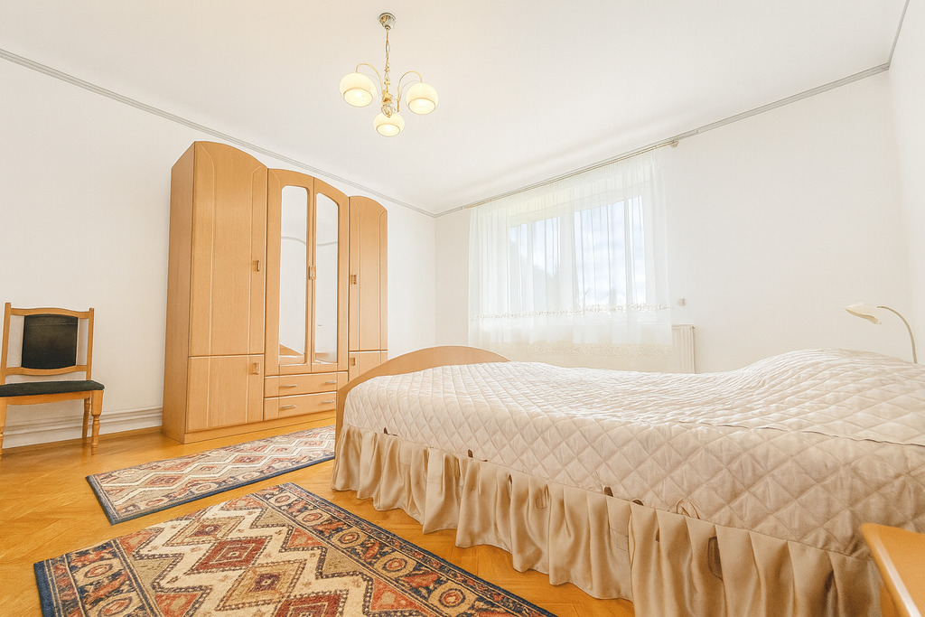 Dom 130 m² z budynkiem gospodarczym - 14,7a