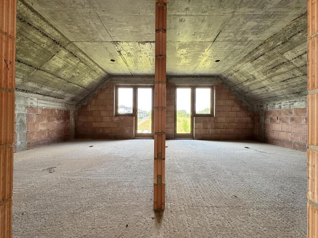 Komfotowy dom, 2 pełne kondygnacje, 5 sypialni