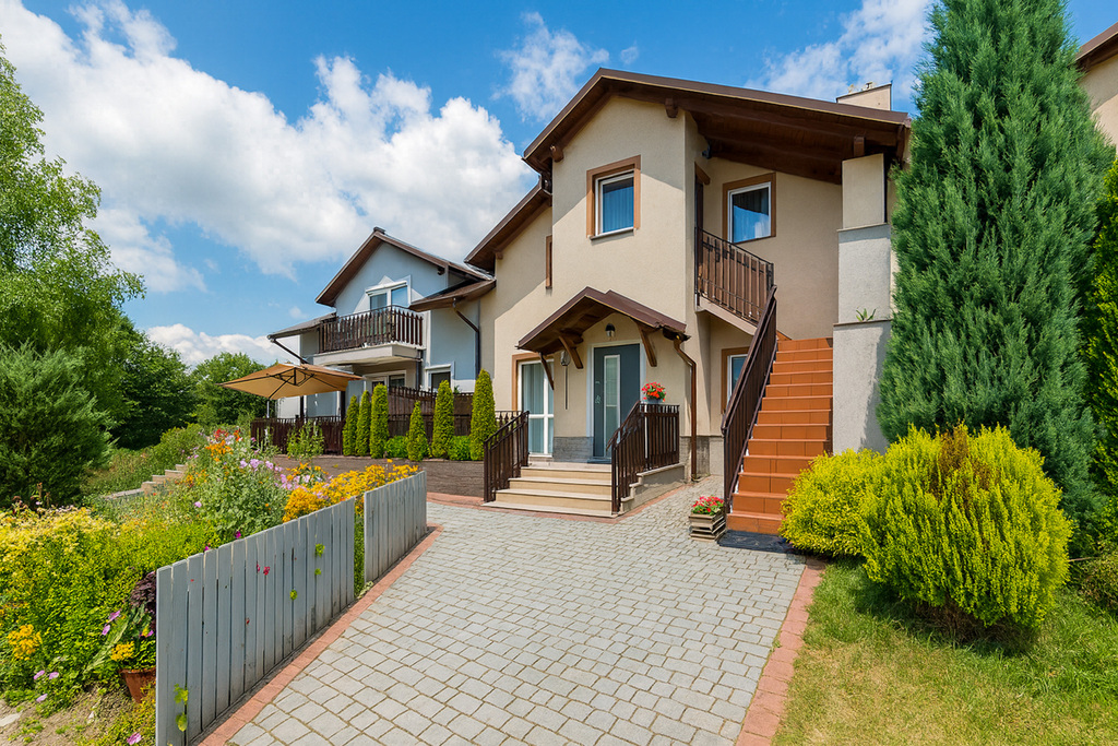 Mieszkanie w zabudowie szeregowej + ogród + garaż