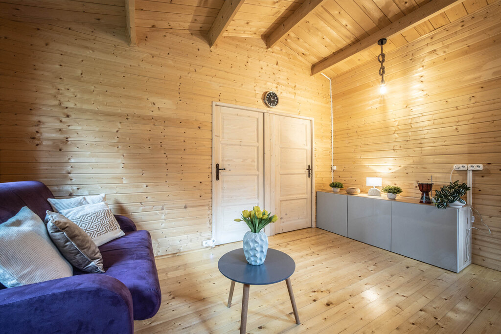 Twoja zielona oaza z domkiem w sercu lasu