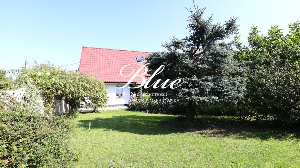 Dom nad jeziorem z dużą działką