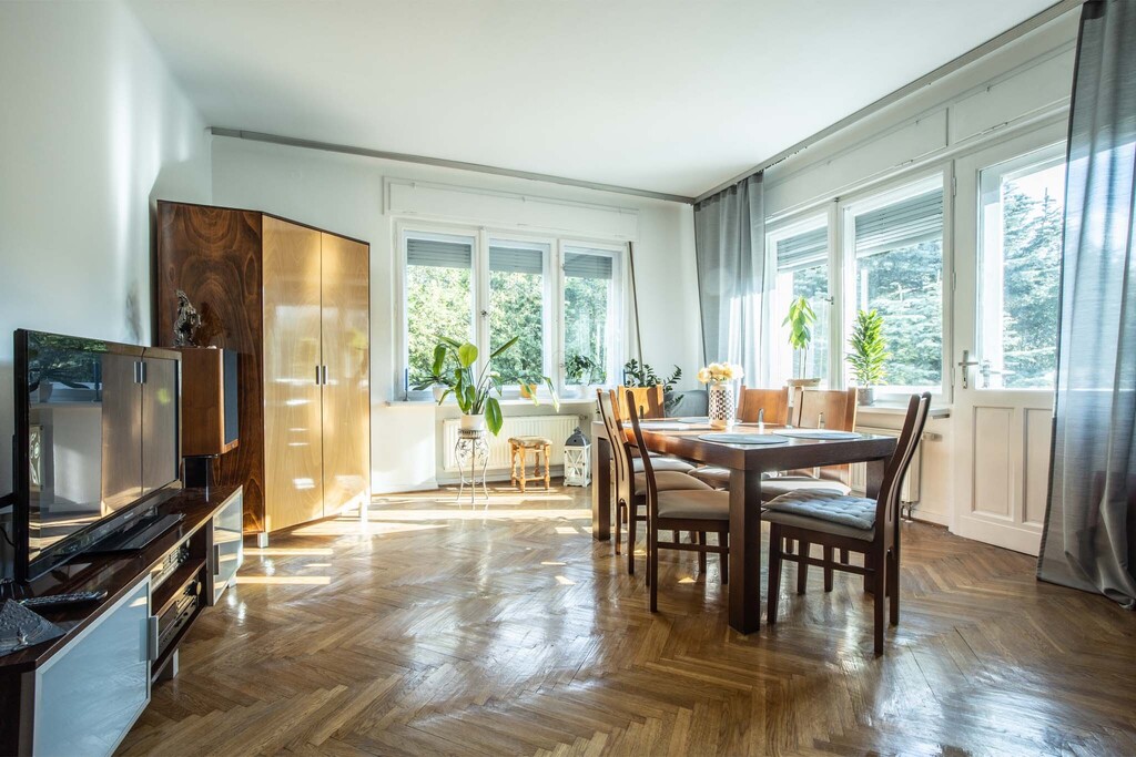 Rodzinny dom z garażem i tarasem