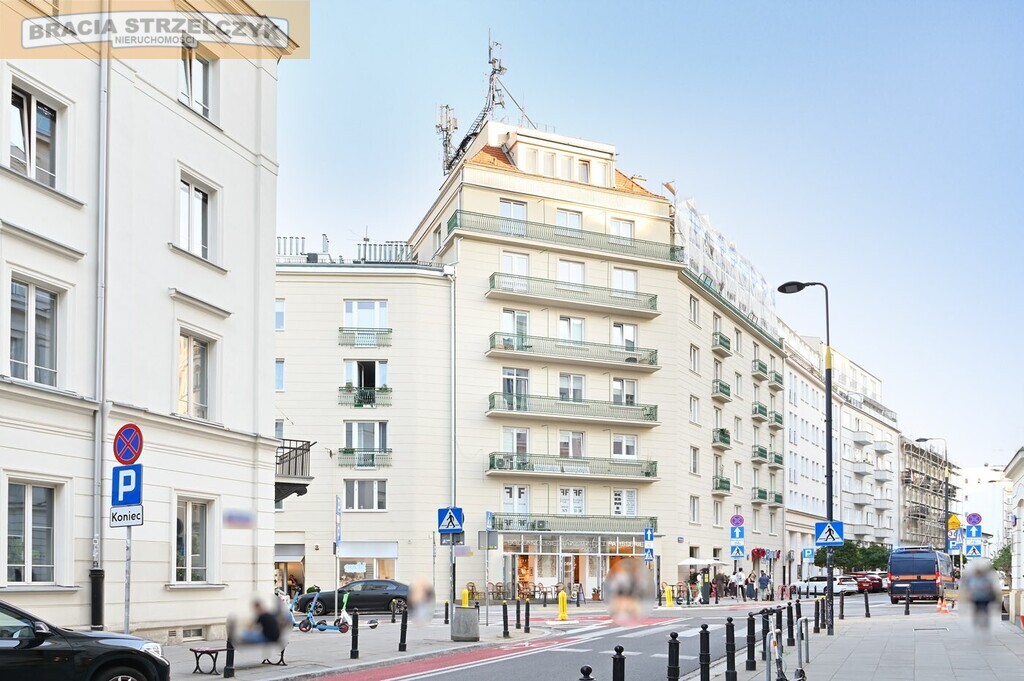 Apartament. Śródmieście PD. Balkon. Sypialnia