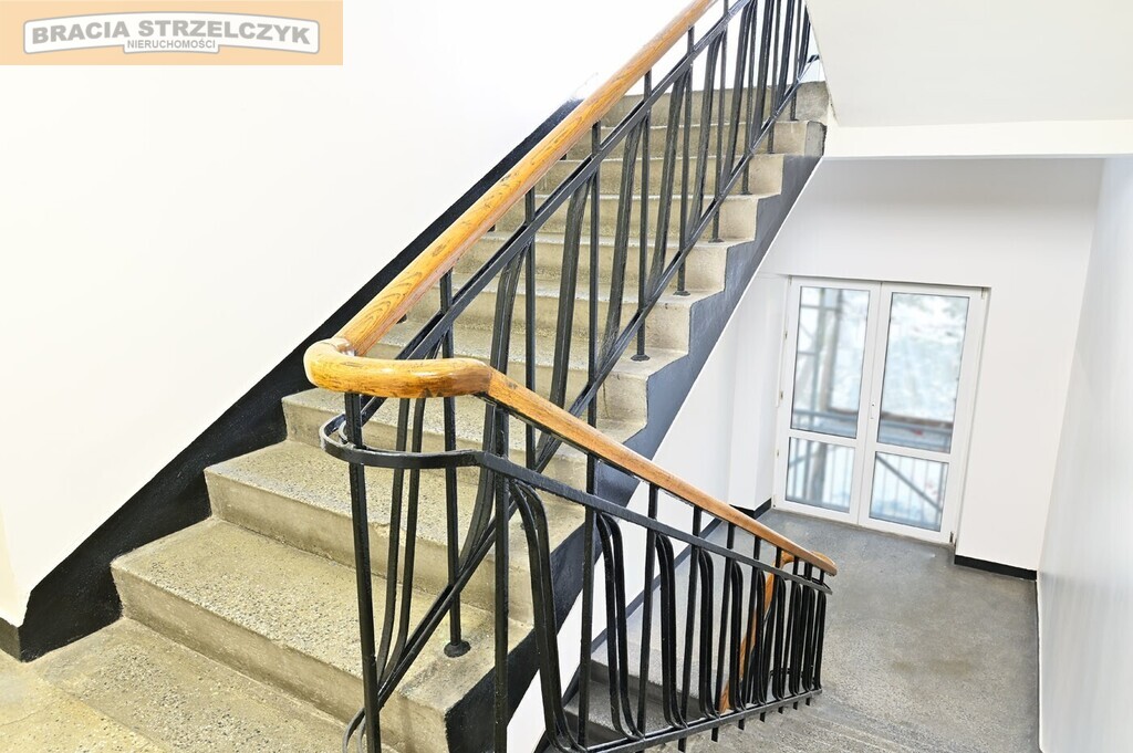 Apartament. Śródmieście PD. Balkon. Sypialnia