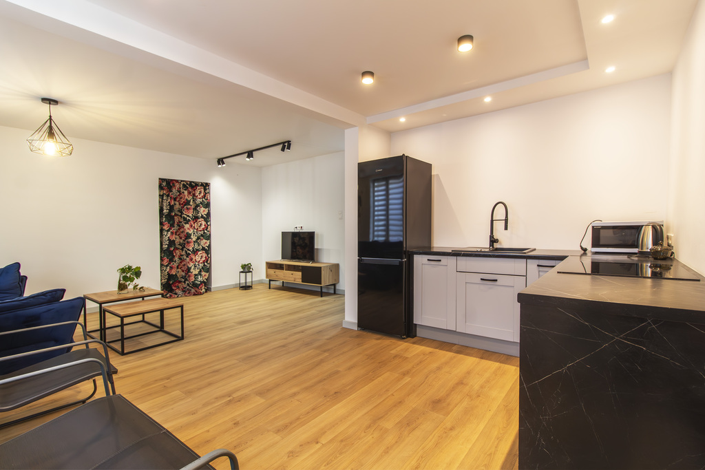 REZERWACJA-Mieszkanie w kamienicy-ul. Drzewna