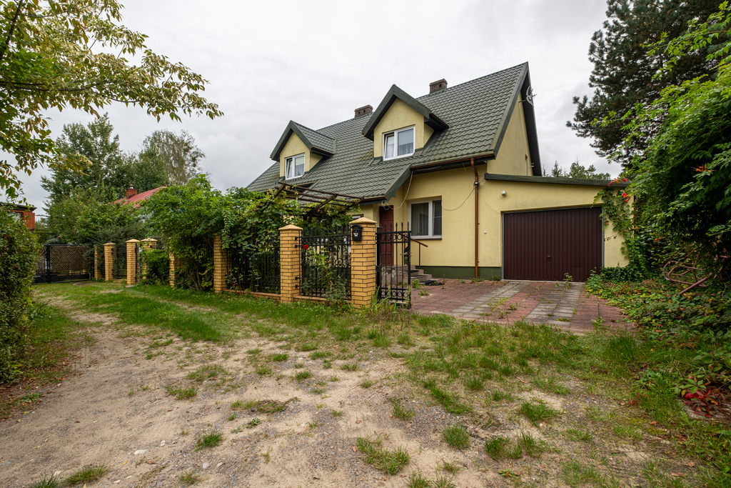 OKAZJA INWESTYCYJNA: Okuninka, 150m do plaży.