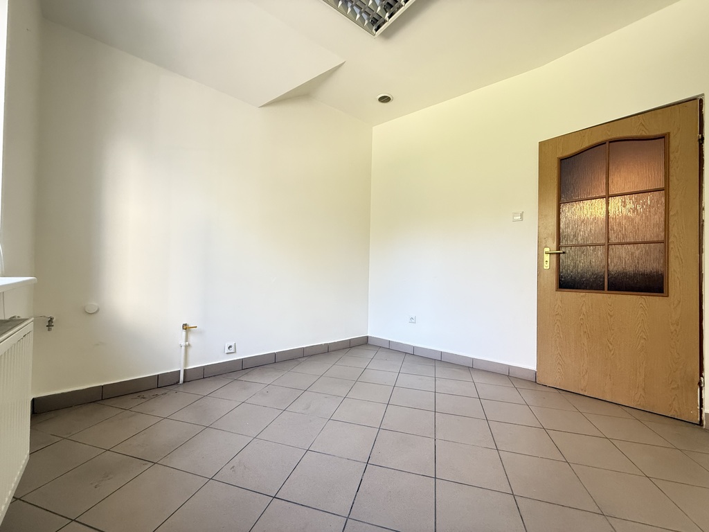 Tanie biuro w centrum Rzeszowa z parkingiem