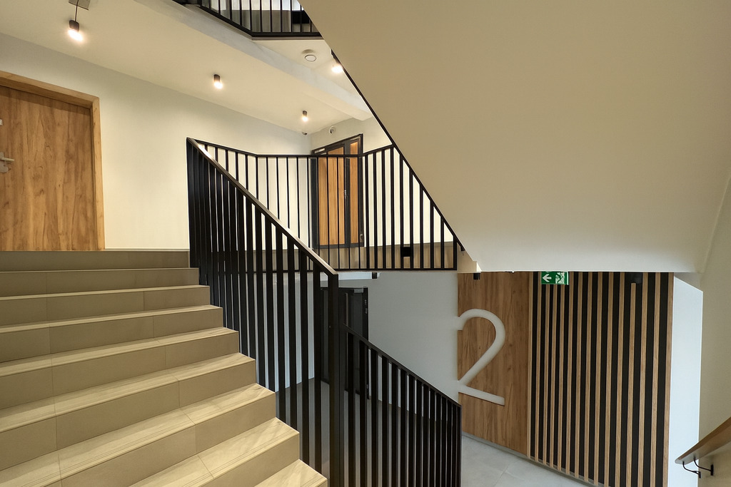 3 pokoje, nigdy niezamieszkiwane, 2 mp