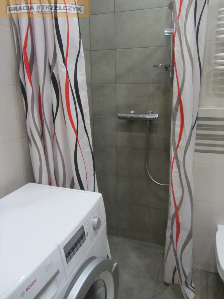 Pokój z kuchnią, atrakcyjna cena, metro, tramwaj