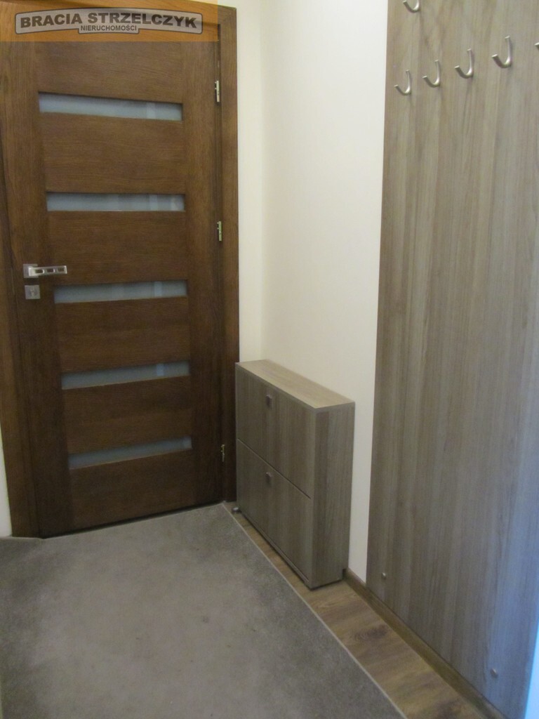 Pokój z kuchnią, atrakcyjna cena, metro, tramwaj