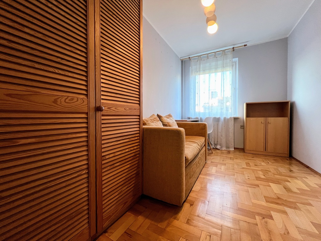 Funkcjonalne, 3 pokoje, osobna kuchnia