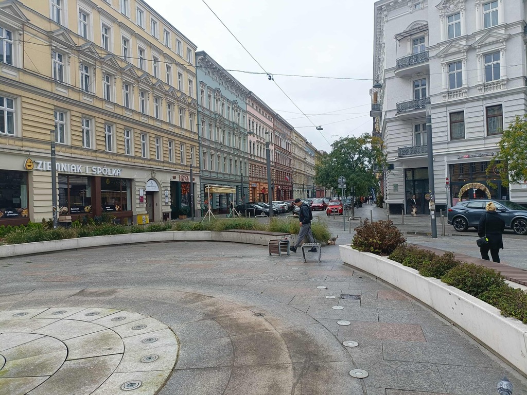 NOWA CENA!Lokal usługowy w przyziemiu Rayskiego 26