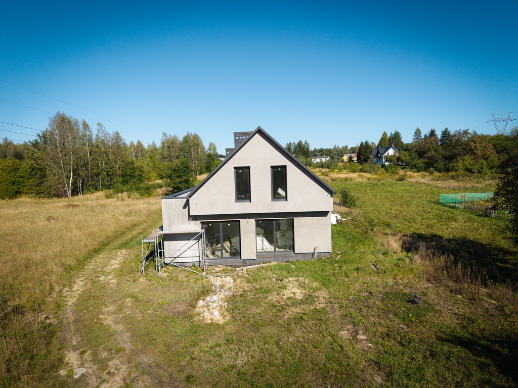 Dom jak z katalogu – ale bez korków do centrum!