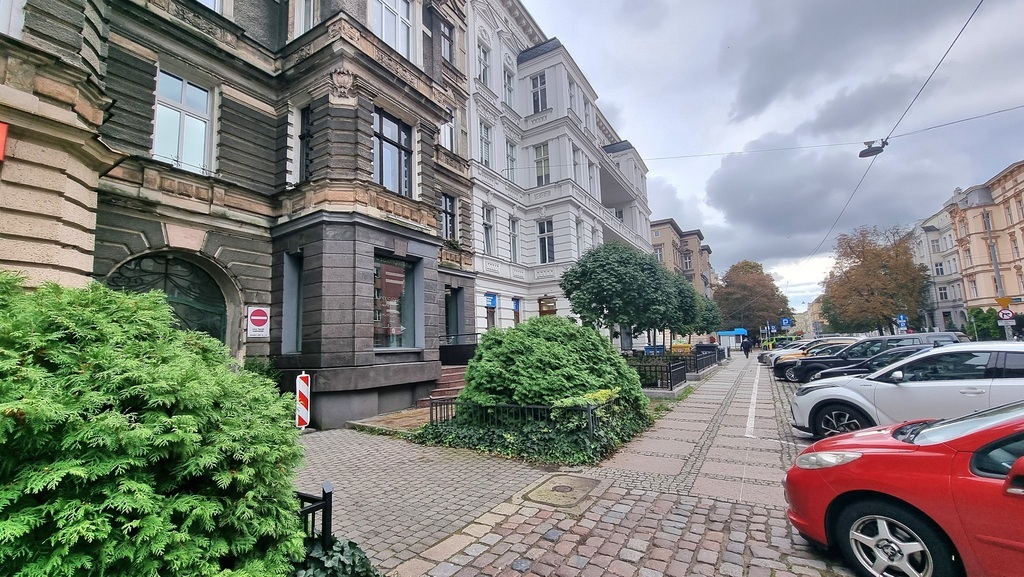 Lokal w Centrum idealny pod kancelarię.