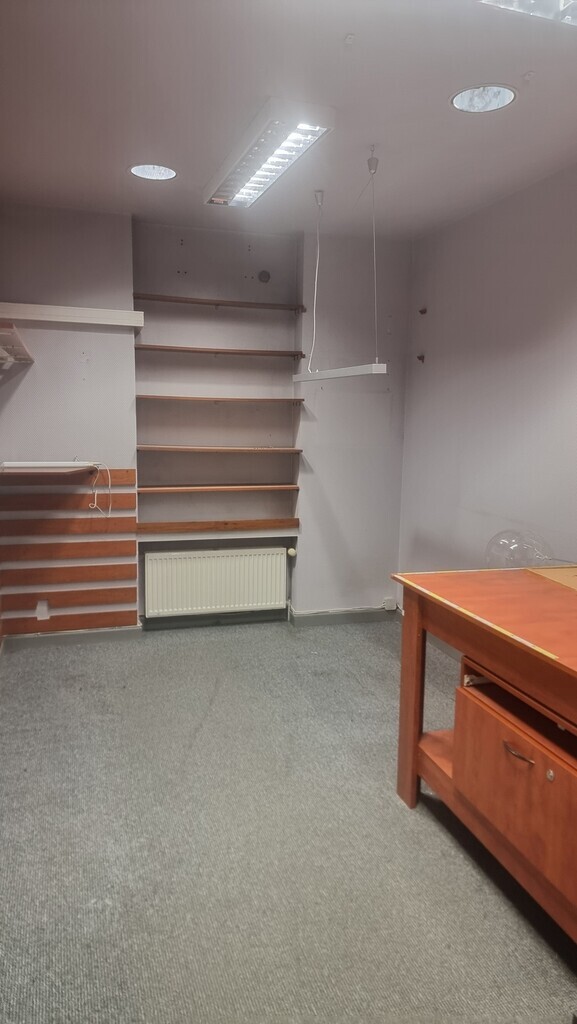 Lokal w Centrum idealny pod kancelarię.