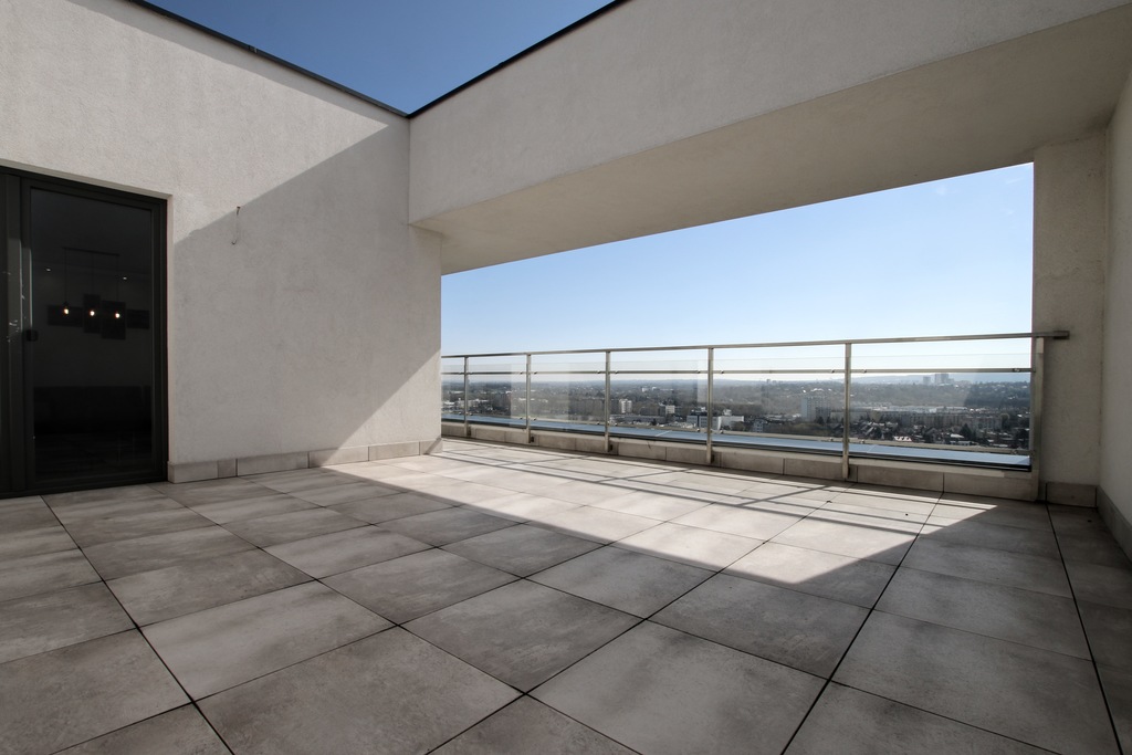 apartament z cudownym widokiem z 17stego piętra