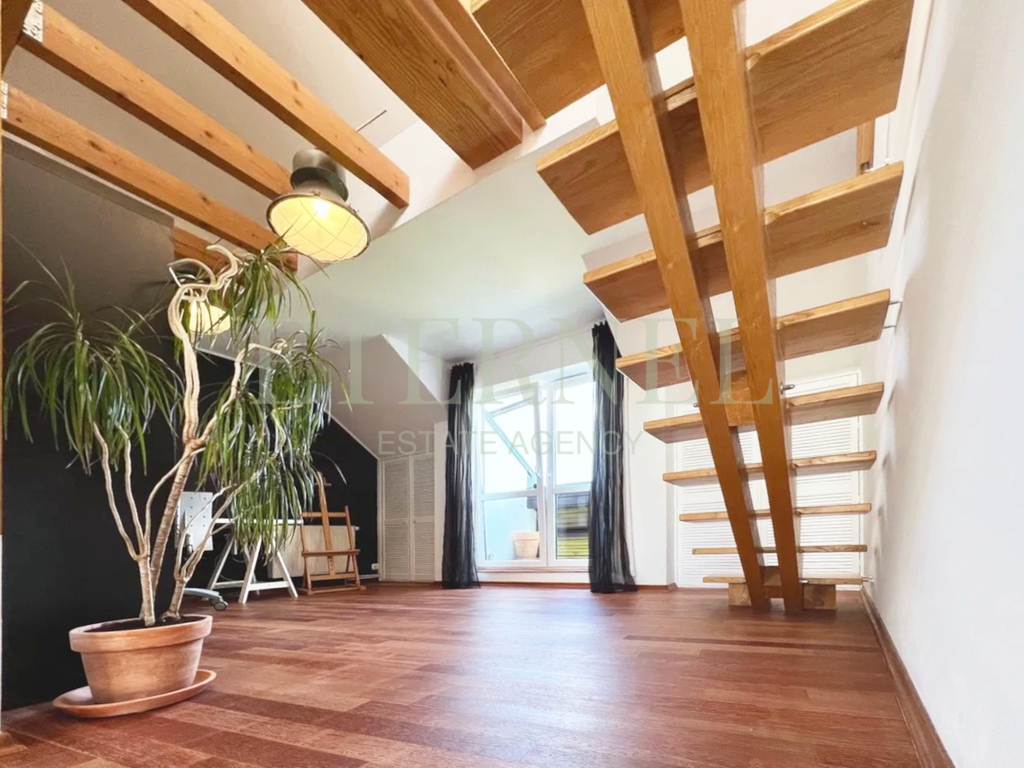 Unikalny dwupoziomowy apartament 76m2 z parkingiem