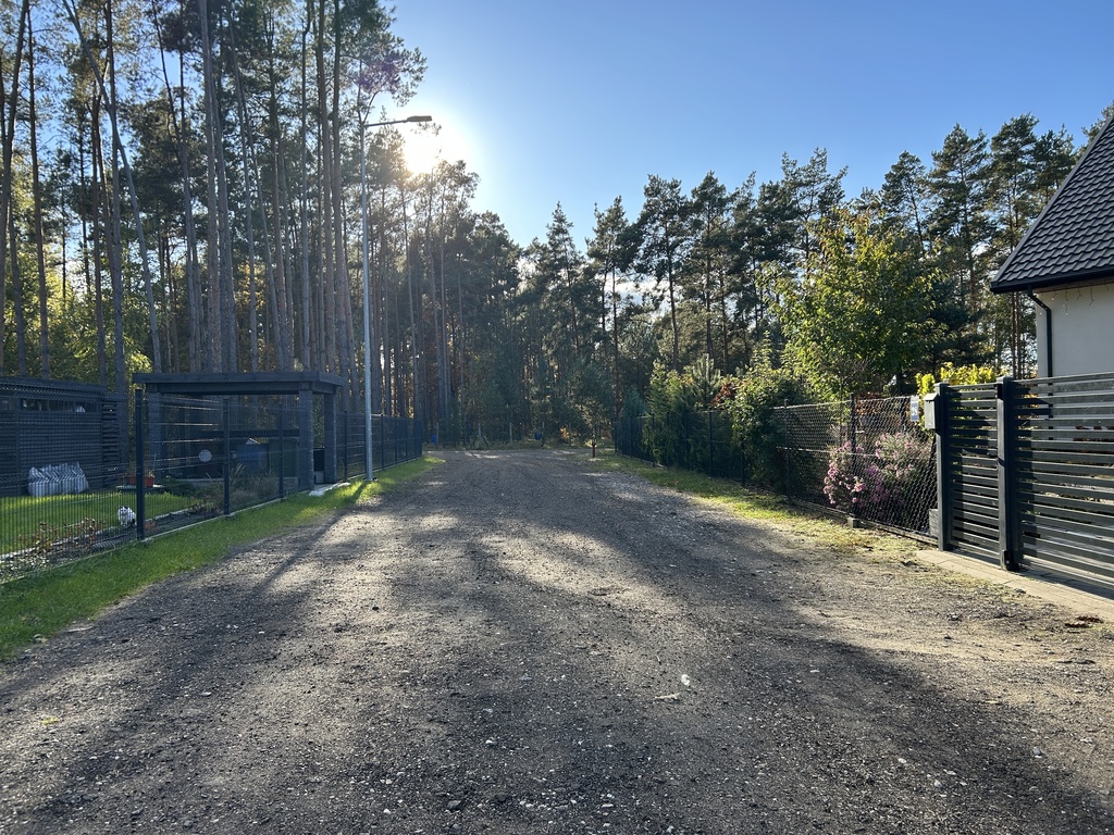 Piękne, leśne działki z MPZP - woda, prąd, asfalt!