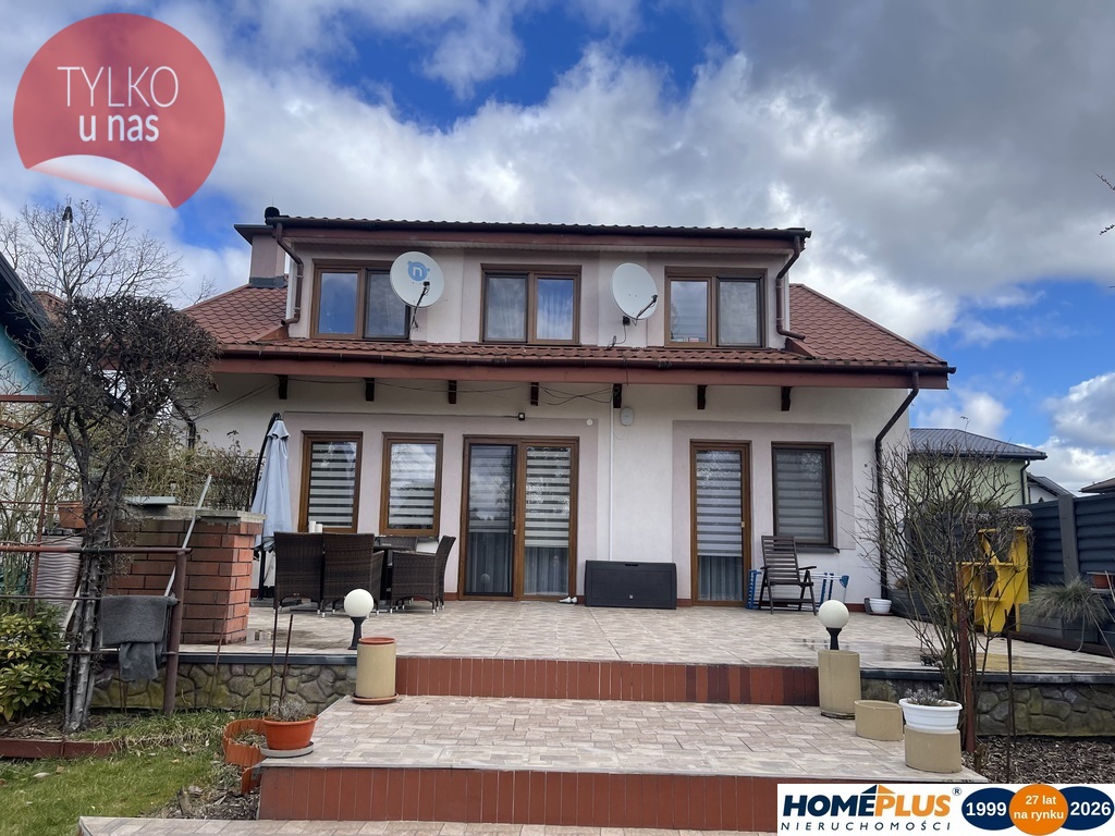 Dom o powierzchni 200 m² w Sierakowie