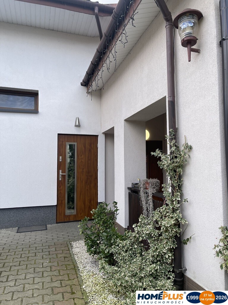 Dom o powierzchni 200 m² w Sierakowie