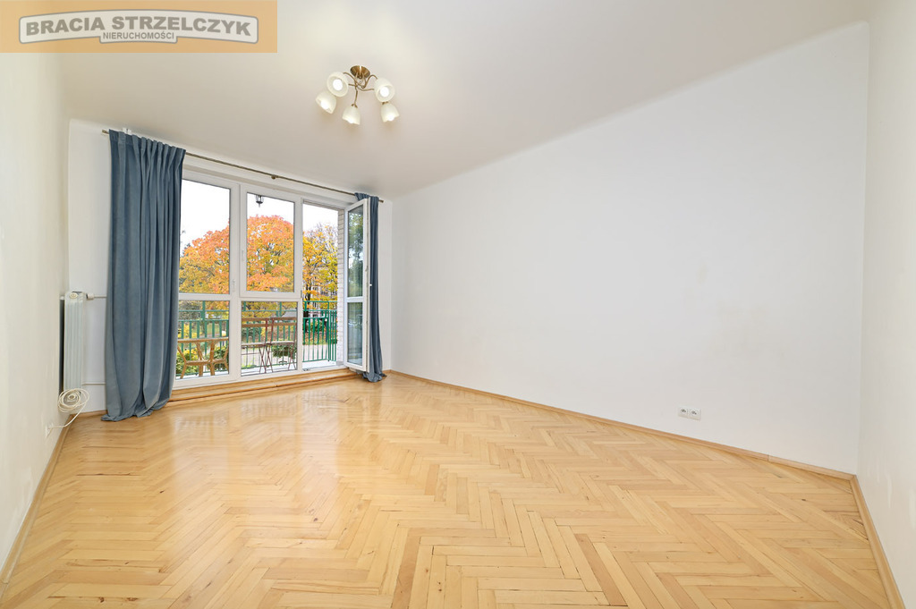 Bielany - na sprzedaż - mieszkanie, balkon, garaż