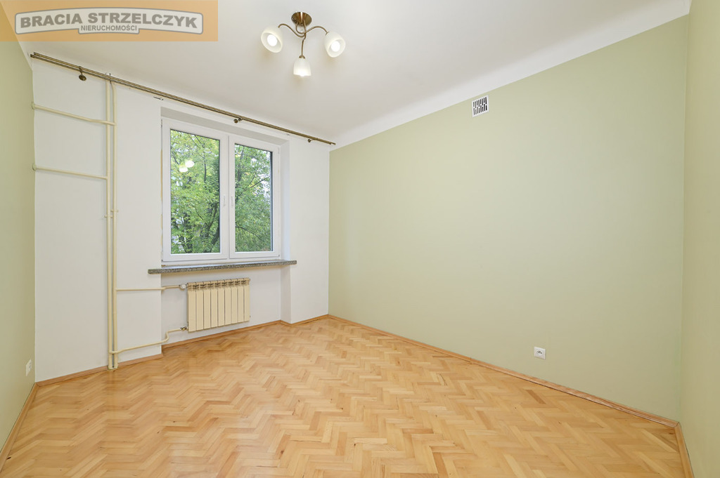 Bielany - na sprzedaż - mieszkanie, balkon, garaż