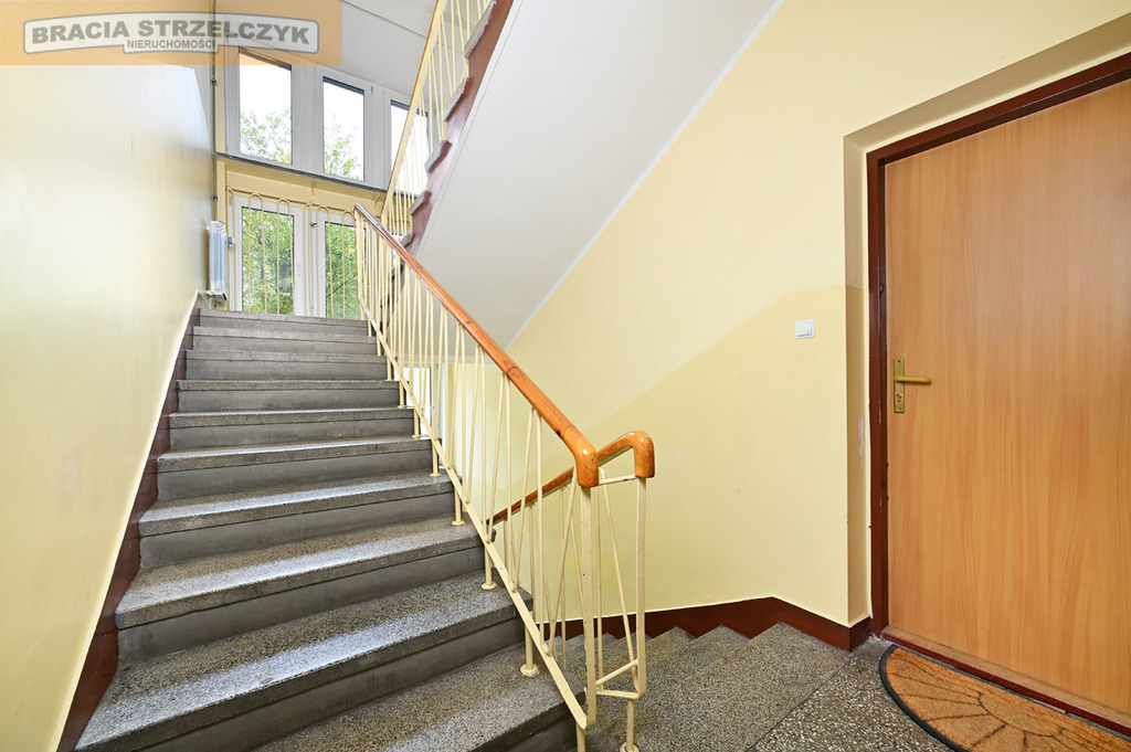 Bielany - na sprzedaż - mieszkanie, balkon, garaż