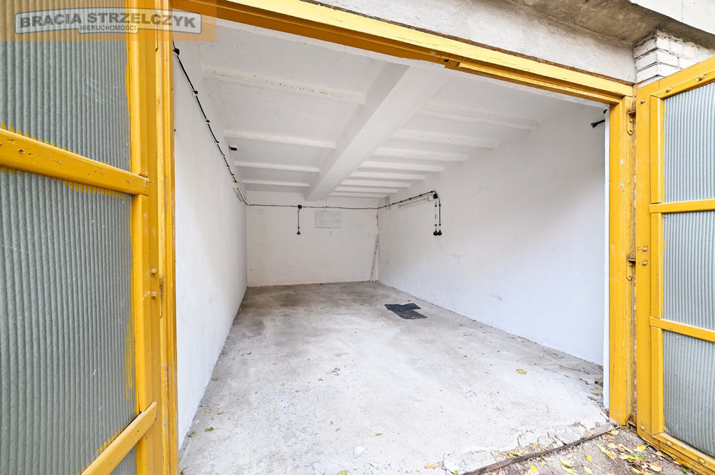 Bielany - na sprzedaż - mieszkanie, balkon, garaż