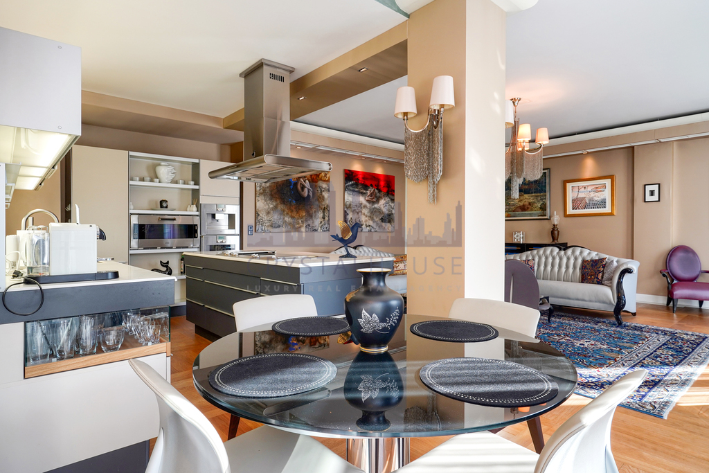 Luksusowy Apartament w Rezydencji Foksal