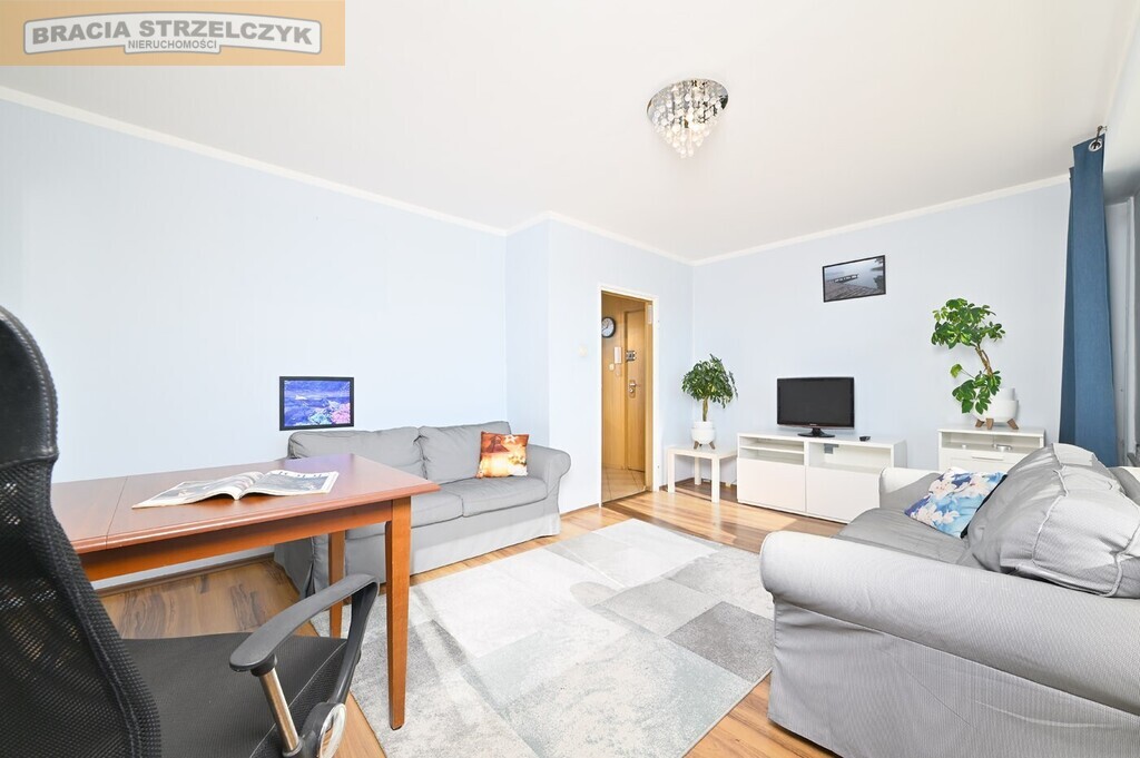 Piaseczno. 4 pokoje. Loggia. Winda. 3 piętro