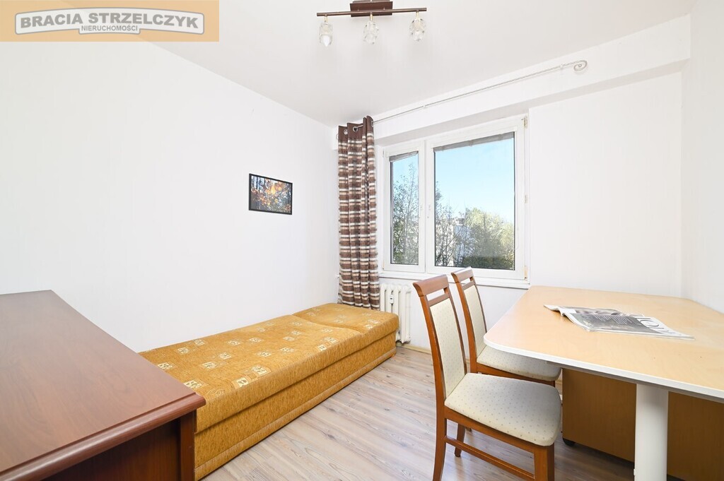 Piaseczno. 4 pokoje. Loggia. Winda. 3 piętro