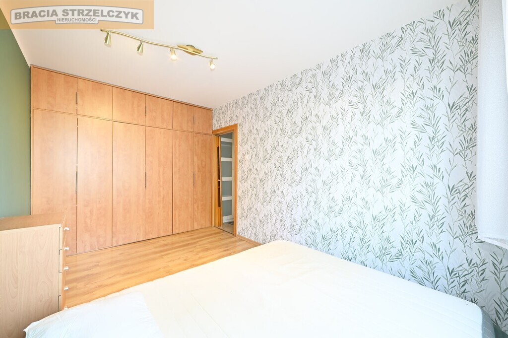 Piaseczno. 4 pokoje. Loggia. Winda. 3 piętro