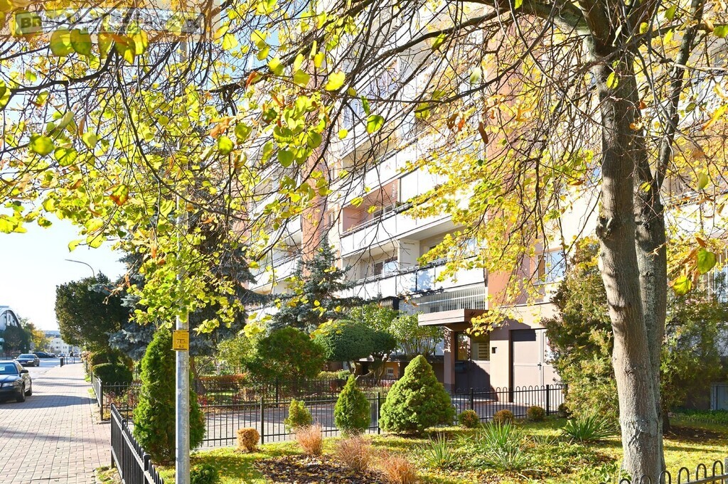 Piaseczno. 4 pokoje. Loggia. Winda. 3 piętro