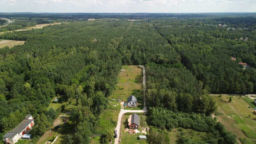 Działka budowlana z prądem i wodą - Łódź