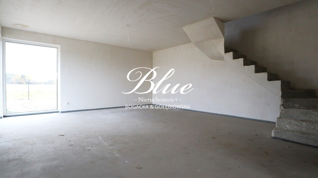 Energooszczędny dom - bliźniak z dużym ogrodem