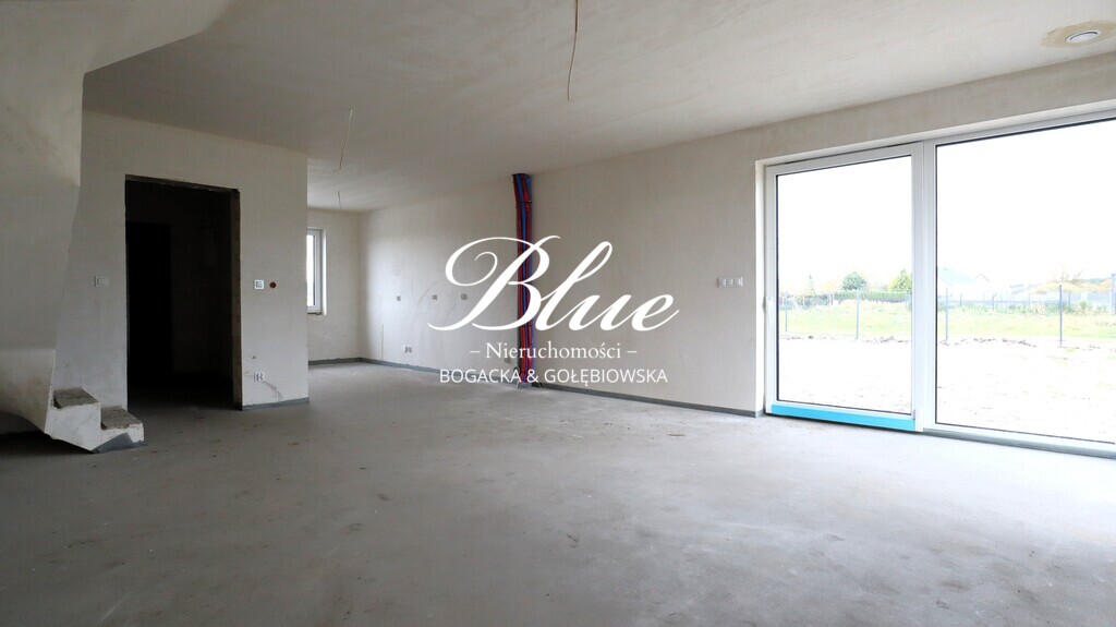 Energooszczędny dom - bliźniak z dużym ogrodem