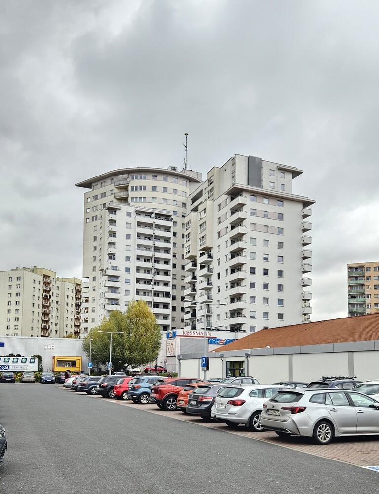 Świetna lokalizacja / 3 pokoje / dobra inwestycja