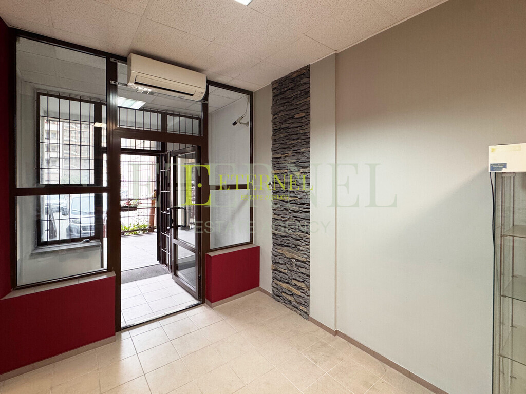 Lokal użytkowy w pasażu handlowym - Rusznikarska