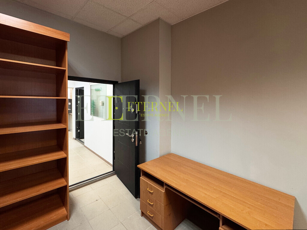 Lokal użytkowy w pasażu handlowym - Rusznikarska