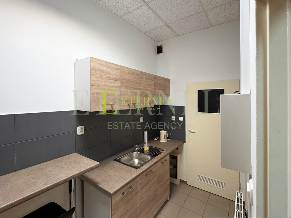 Lokal użytkowy w pasażu handlowym - Rusznikarska