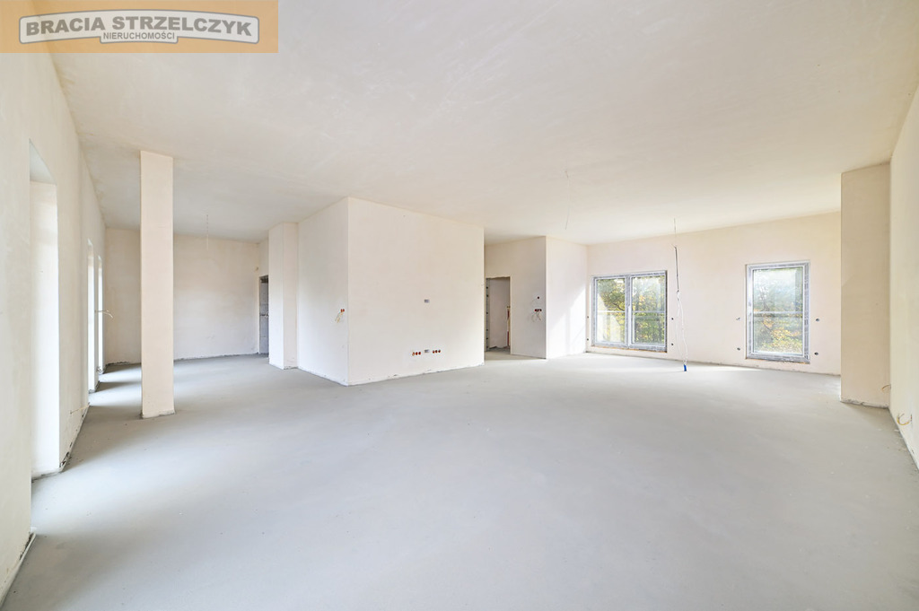 Polecam! Przestronny, skrajny segment dwulokalowy