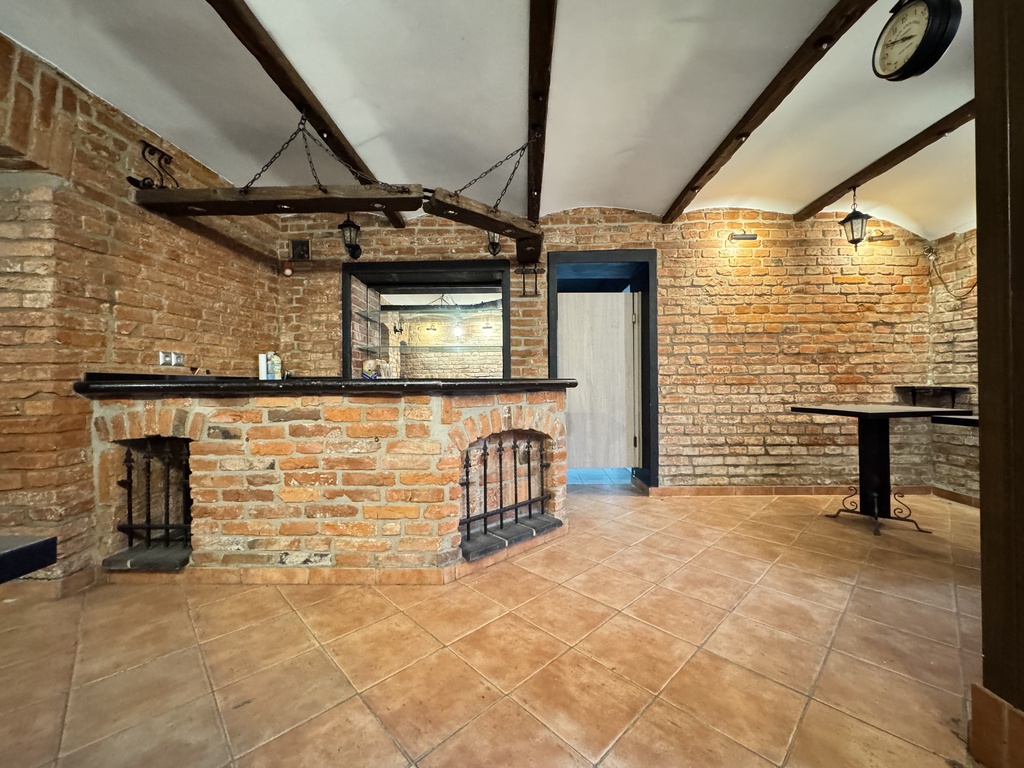 Kamienica na sprzedaż, centrum Rzeszowa Targowa 9