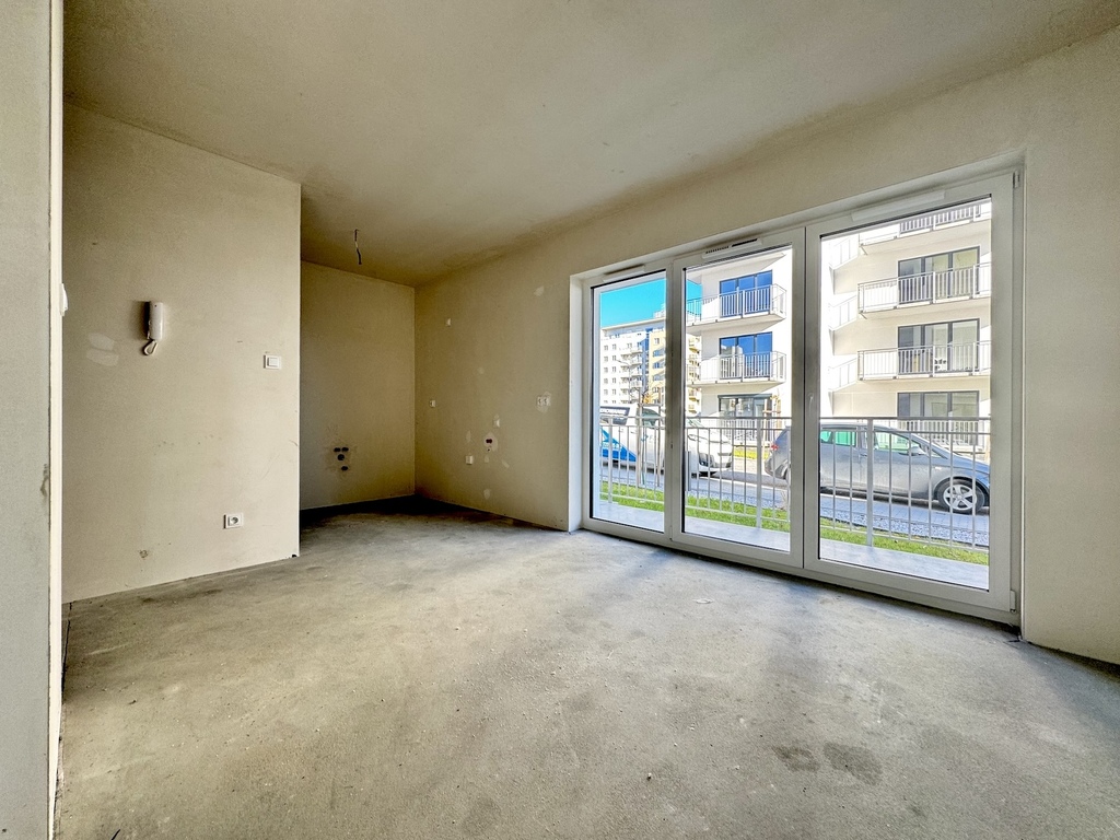 Studio na parterze  - oś. Architektów - Cesja