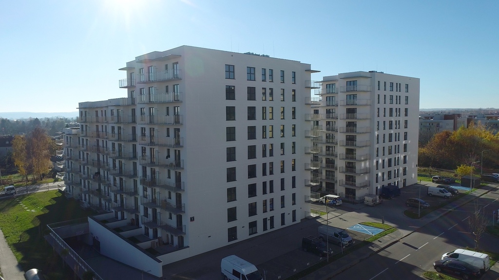 Studio na parterze  - oś. Architektów - Cesja