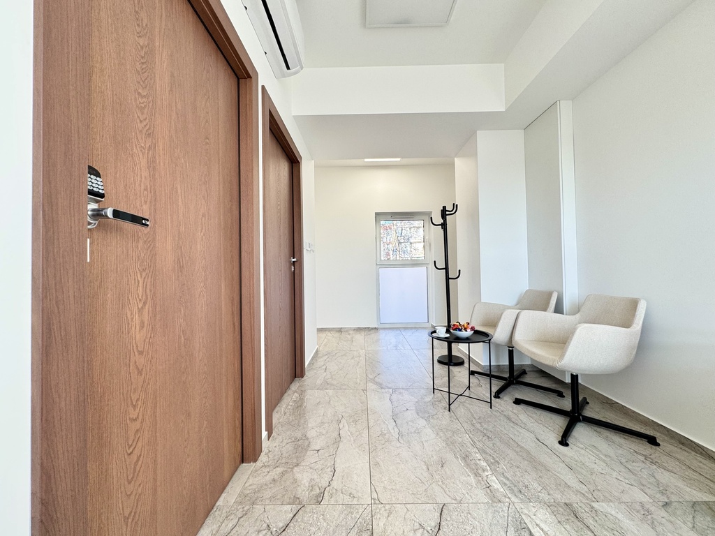 Pokój w kancelarii do wynajęcia - wysoki standard