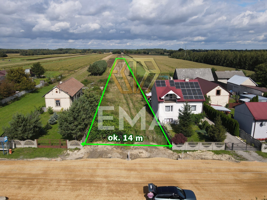 Stary Koniecpol – działka przy głównej ulicy!