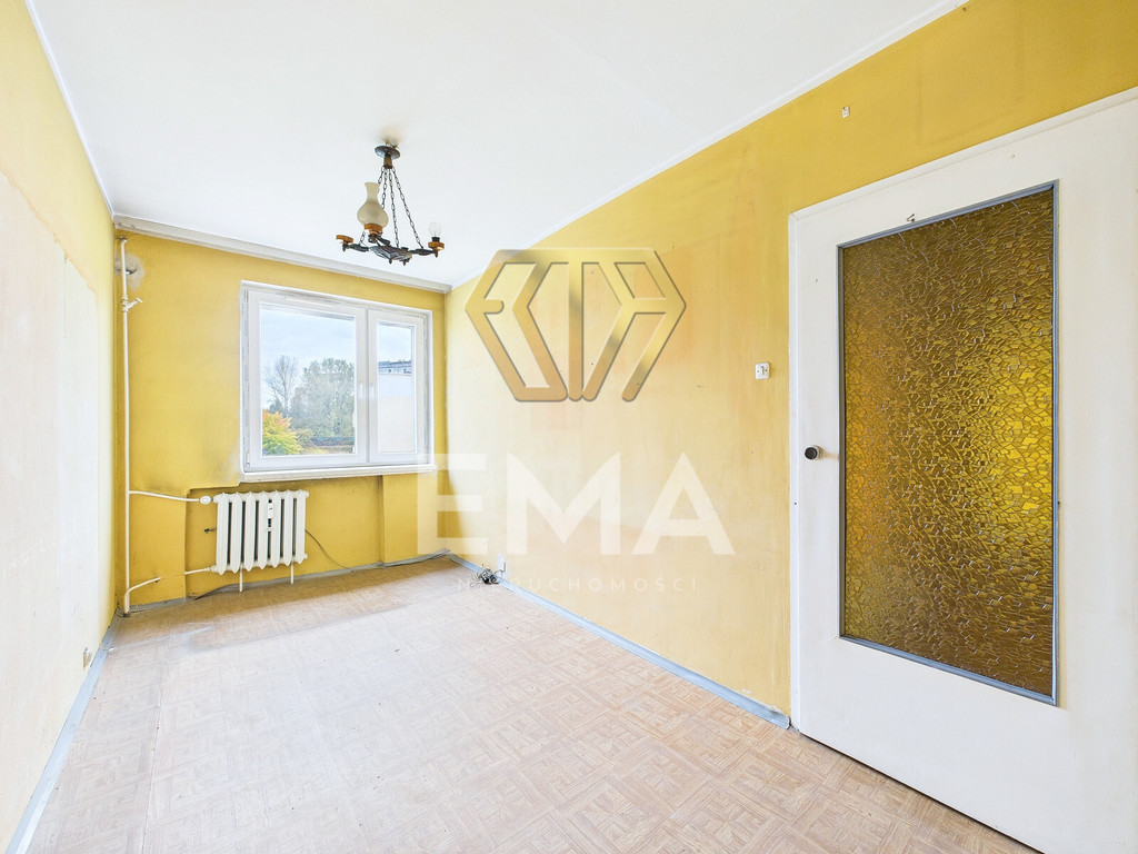 Sprzedaż/3 pokoje/balkon/do remontu/Żarecka