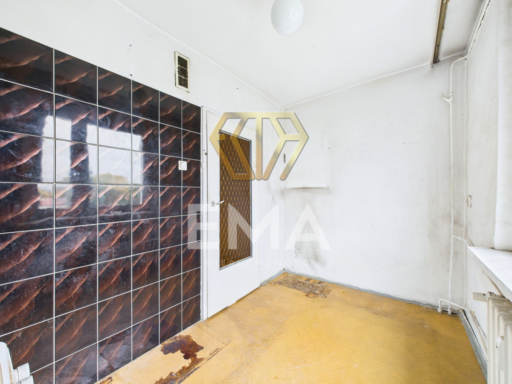 Sprzedaż/3 pokoje/balkon/do remontu/Żarecka