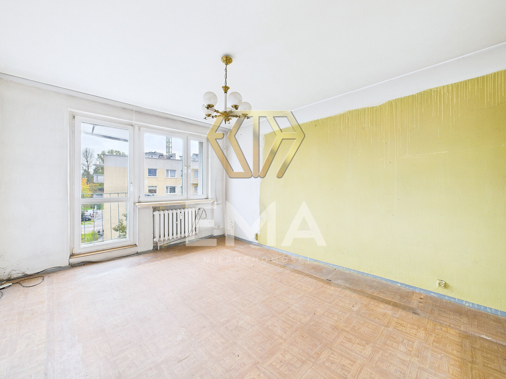 Sprzedaż/3 pokoje/balkon/do remontu/Żarecka