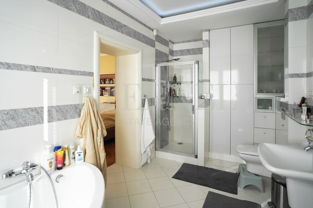 Ekskluzywna rezydencja - gruntowny remont, Kraków